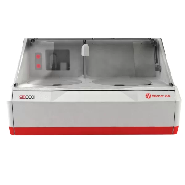 CM320i: Equipamento de Bioquímica Automatizado